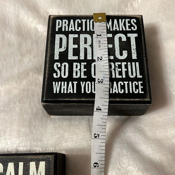 2 Wooden Signs - Picture 4 of 6